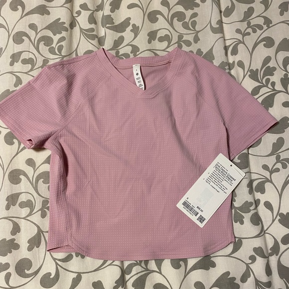 BRAND NEW Lululemon Grid-Texture Cropped Tennis Short-Sleeve Shirt - Picture 7 of 7